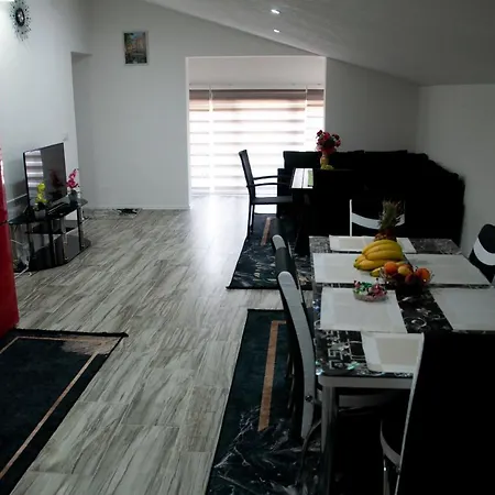 Apartman Varcar Kemuli